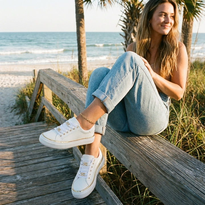 Alexia | Sneakers con Zeppa e Dettagli Dorati Donna