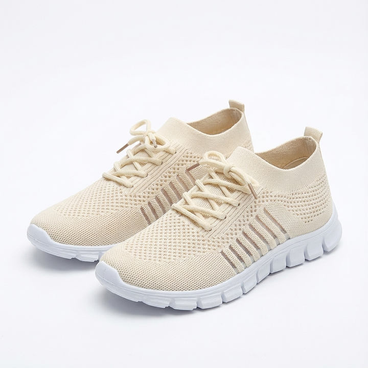 Alyssa | Scarpe da Ginnastica in Maglia con Lacci da Donna