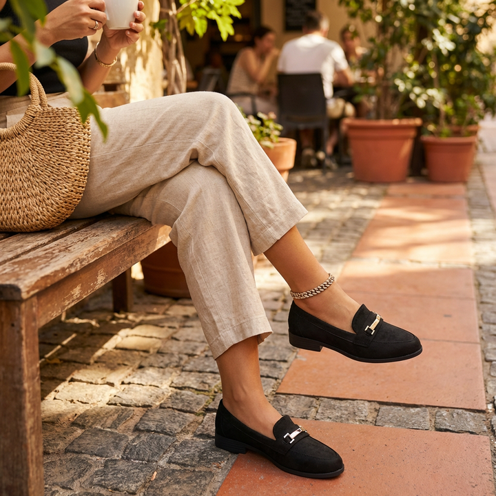 Blanca | Mocasini classici da donna con fibbia dorata