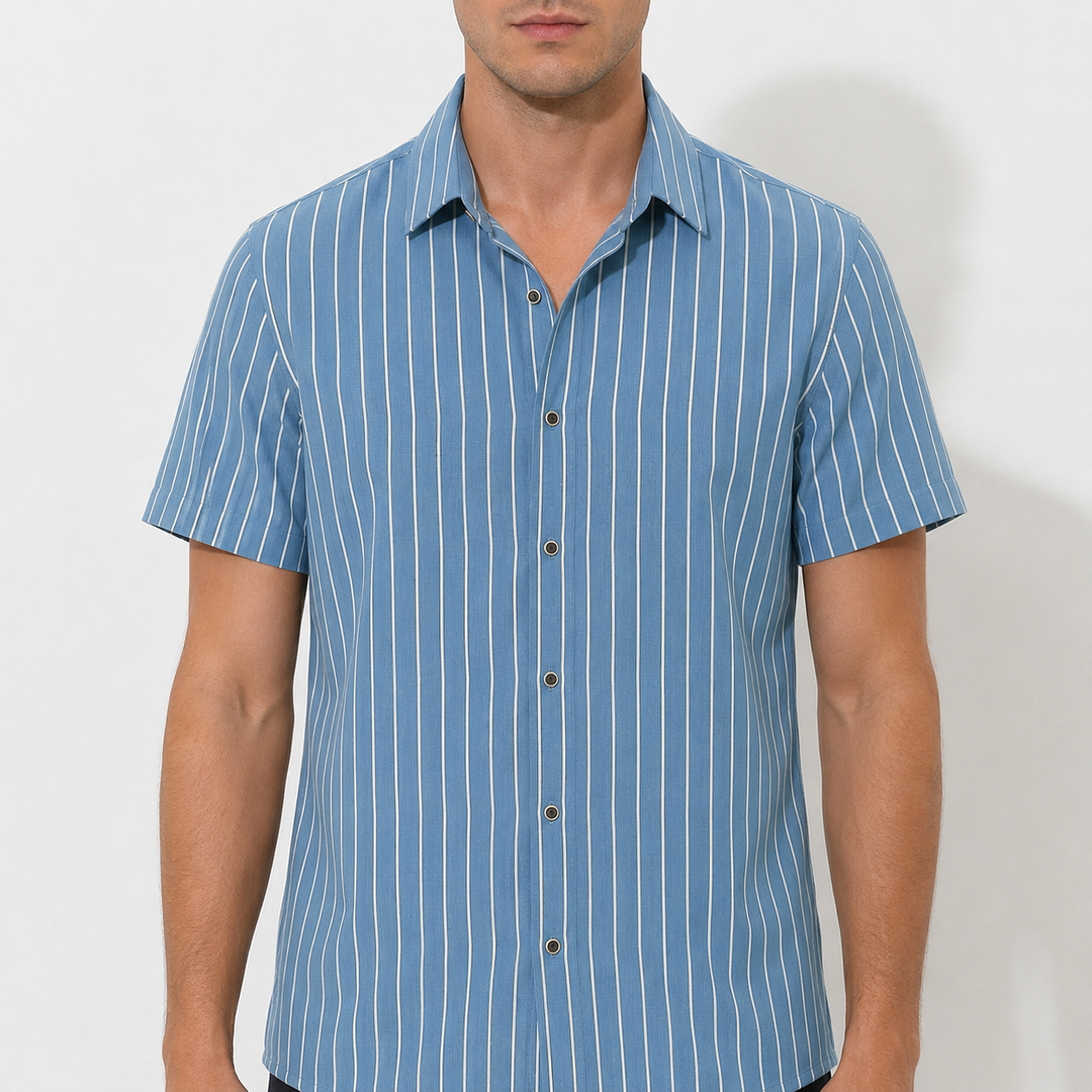 Carlos | Camicia a Maniche Corte da Uomo con Colletto Cubano e Righe Verticali | Informale