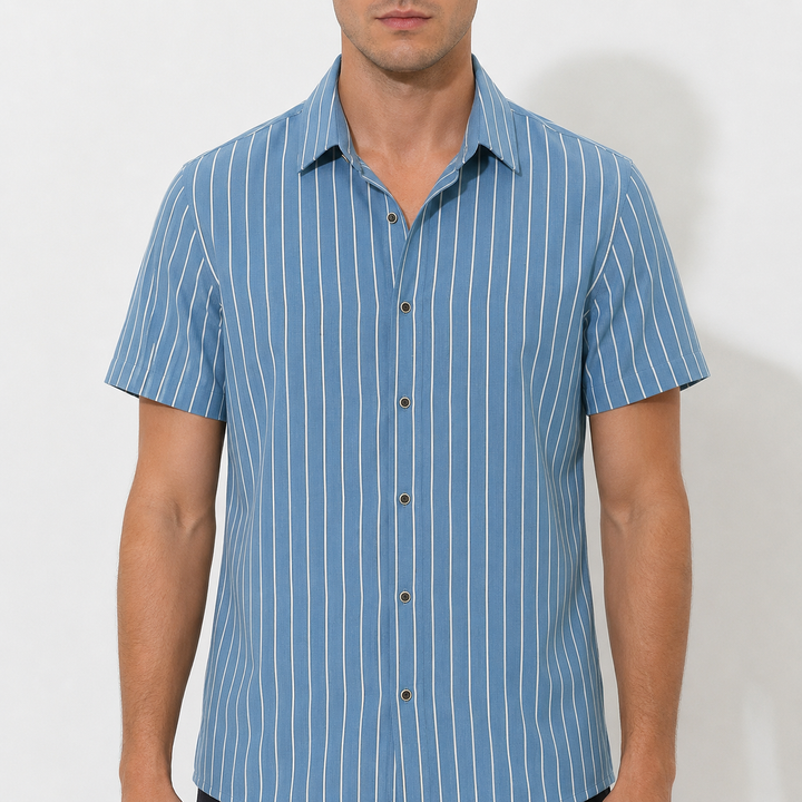 Carlos | Camicia a Maniche Corte da Uomo con Colletto Cubano e Righe Verticali | Informale