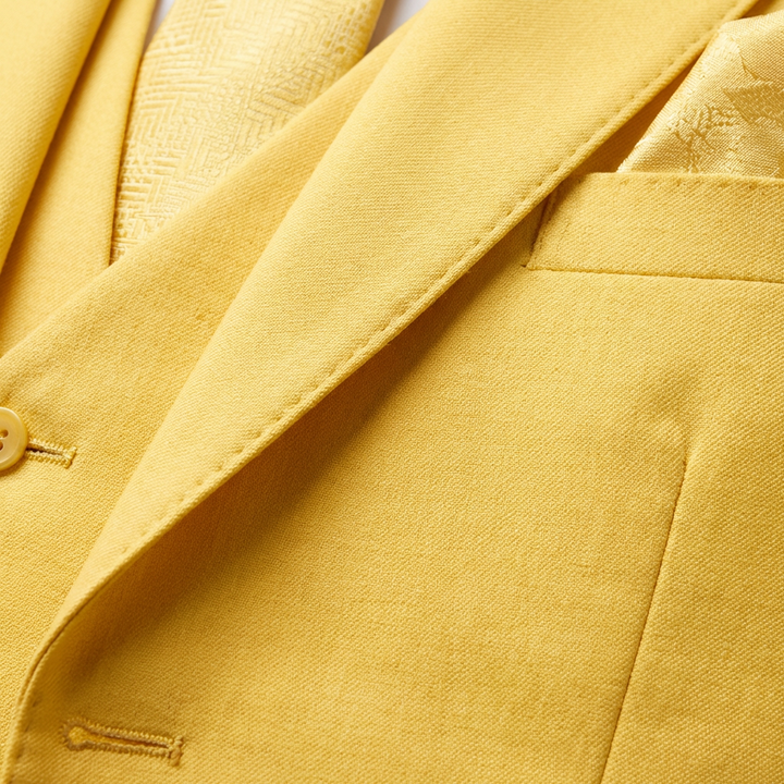 Diego | Traje De Novio Hombre Con Chaleco A Juego Y Solapa Clásica | Elegante