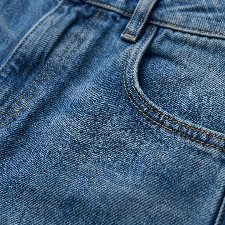 Lucia | Jeans Donna Con Gamba Curva E Cuciture Decorative | Moderno