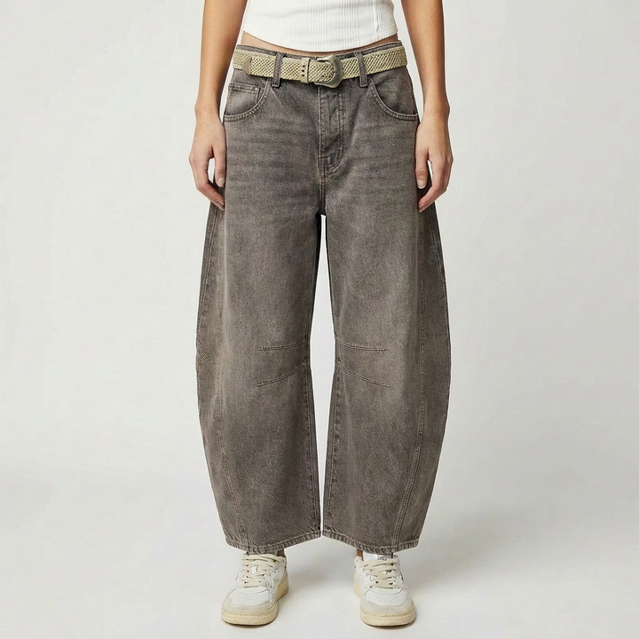 Lucia | Jeans Donna Con Gamba Curva E Cuciture Decorative | Moderno