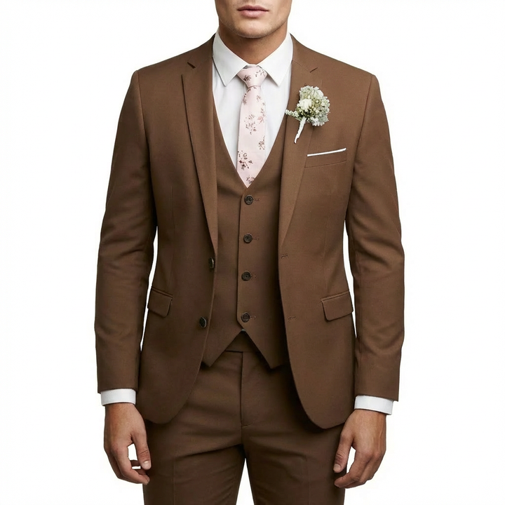 Mateo | Traje De Novio Hombre Con Chaleco A Juego Y Solapa De Muesca | Elegante