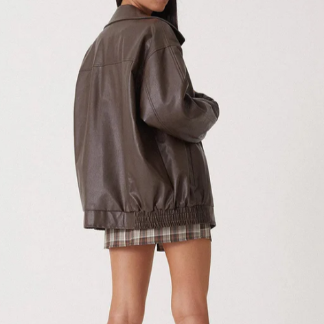 Giacca da donna in pelle con orlo elastico | Oversize