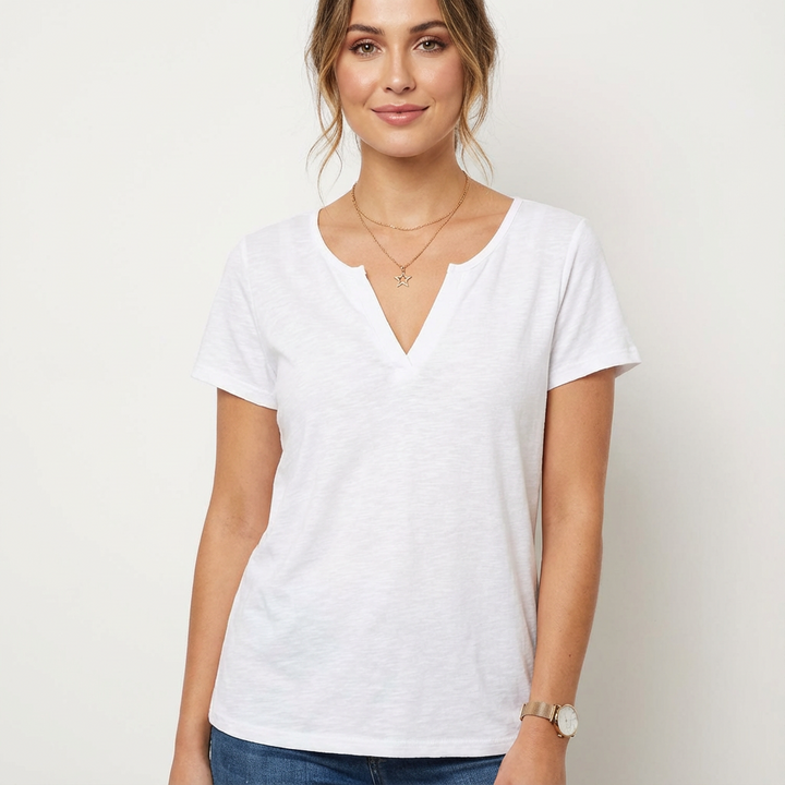 Sofia | Camiseta Mujer Blanco Con Escote De Pico Y Manga Corta | Casual